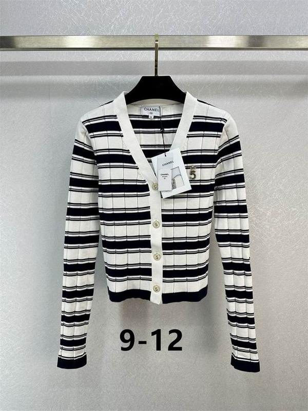 Chanel Women's Sweater 70